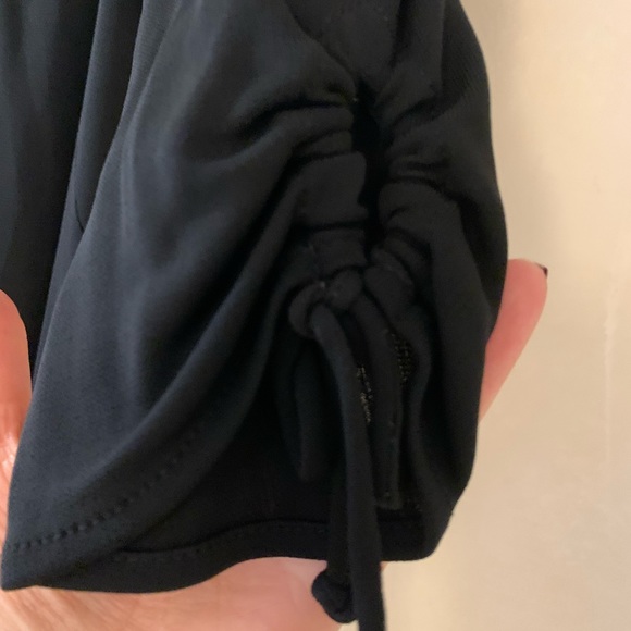 Black wrap dress - Picture 4 of 4